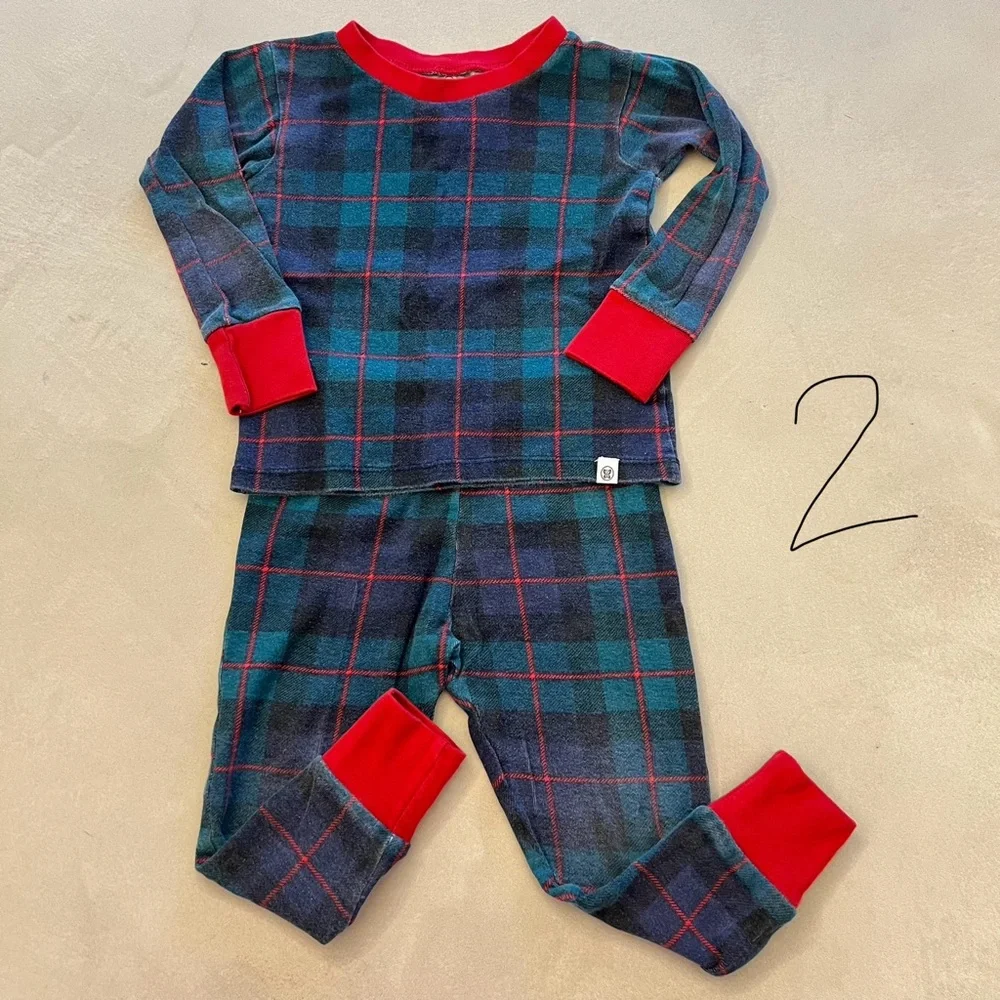 HONEST BABY CO Toddler Christmas Holiday Pajamas, Black Watch Plaid, 3T (2 sets)